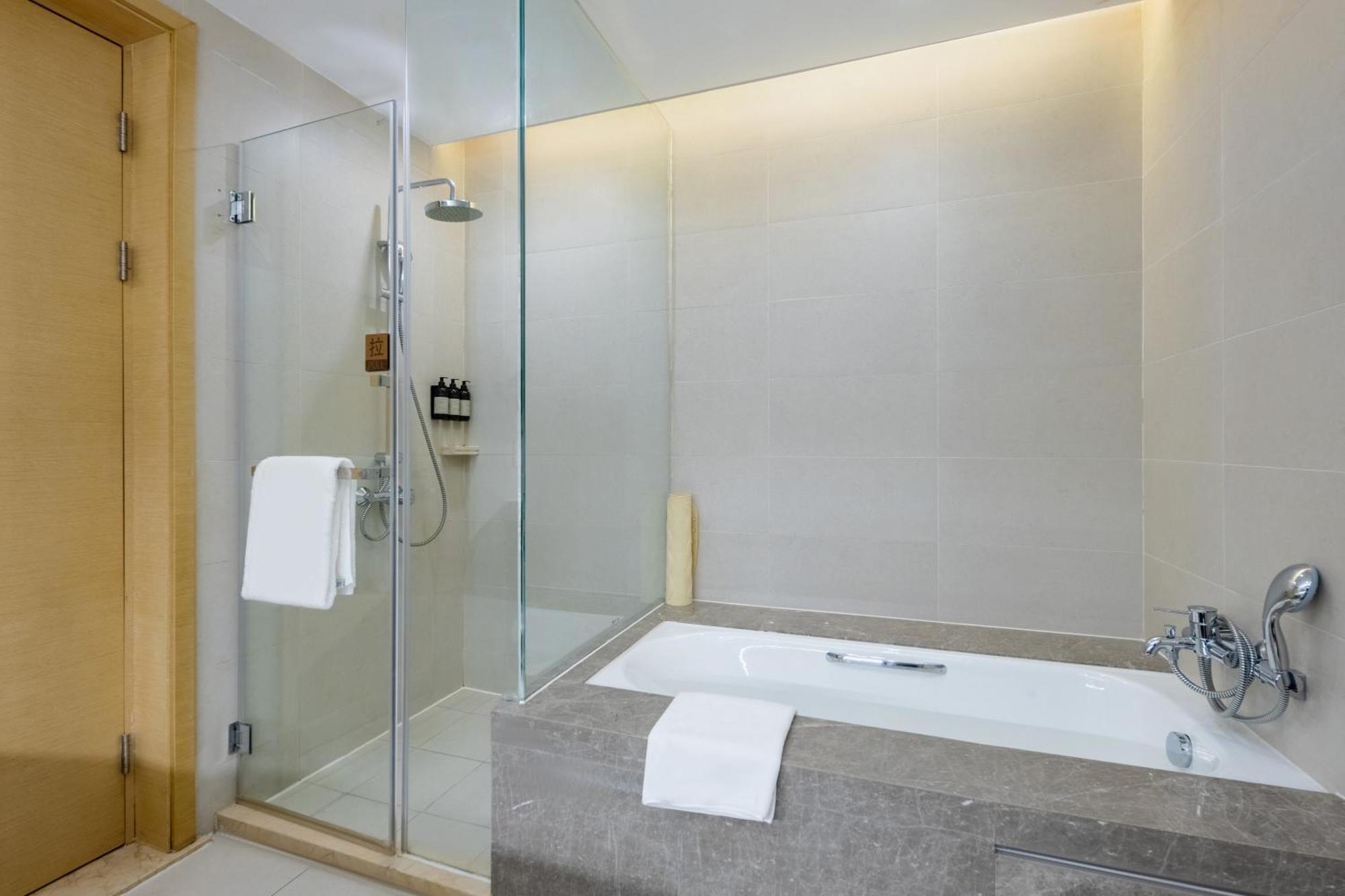 Cm Service Apartment Тяньцзінь Екстер'єр фото