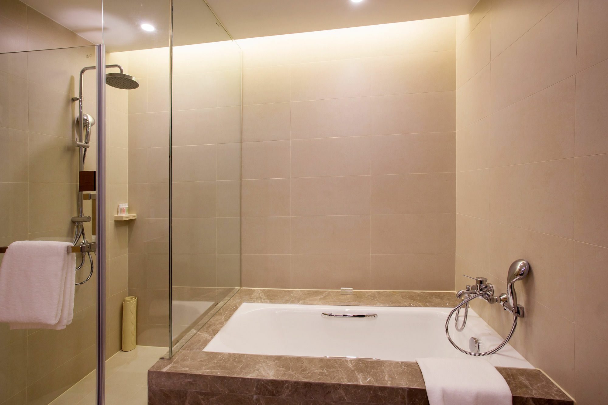 Cm Service Apartment Тяньцзінь Екстер'єр фото